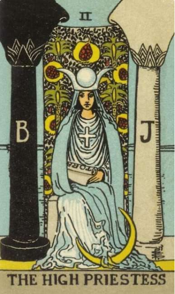 Tarot number 2 THE HIGH PRIESTESS 1